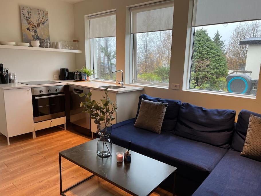 1 Bedroom Apartment Hafnarfjörður Esterno foto
